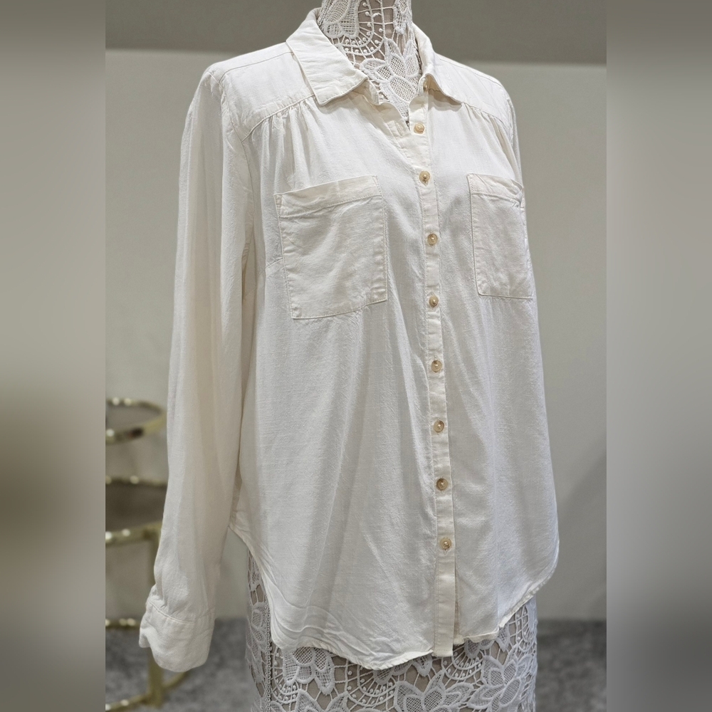 TORRID Madison Linen Blend Button Up Ivory Shirt Sz 0